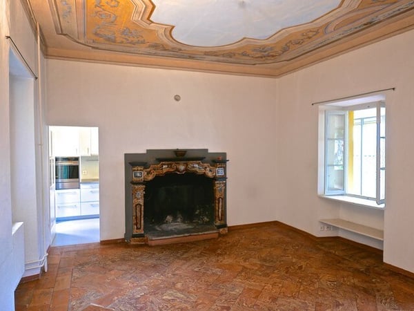 AFFASCINANTE CASA IN CORTE 3