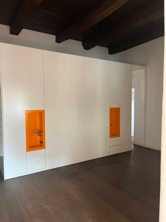 AFFASCINANTE CASA IN CORTE 8