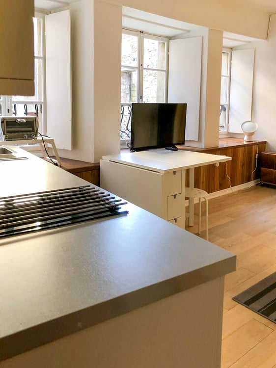 MONOLOCALE CON CORTE INTERNA NEL PRESTIGIOSO PALAZZO TORRIANI 5