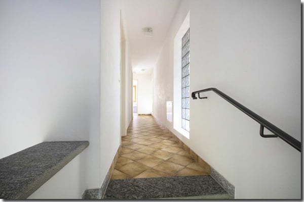 Historisches Gebäude sowie freistehendes Haus 20