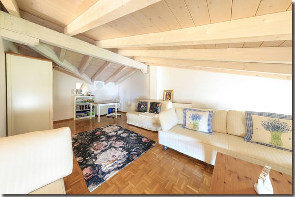 Stilvolle Maisonette-Wohnung mitten im Ortskern! 13