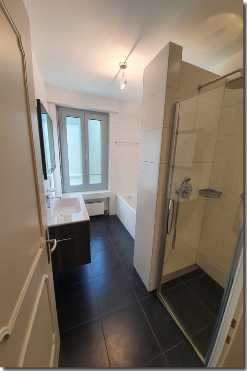 Gediegenes Wohnen verlangt Raum... und einen Top Standort ! 11