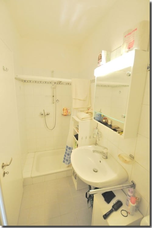 Hübsche, unmöblierte 1-Zimmerwohnung, sehr hell und freundlich 9