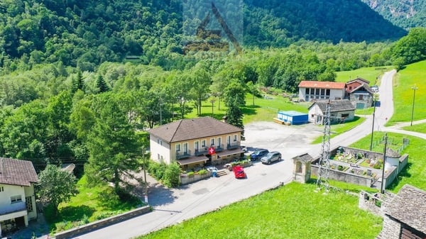 Conduzione familiare - Ristorante & Garni / Familienbetrieb 5