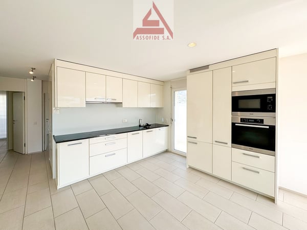 Attico con terrazza panoramica / Attika-Wohnung mit Panoramaterrasse 2