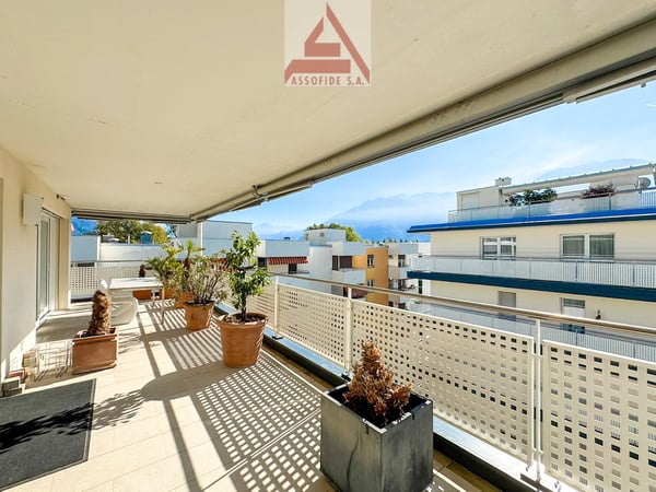 Attico con terrazza panoramica / Attika-Wohnung mit Panoramaterrasse 1