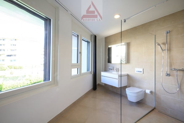 Elegante duplex di 1.5 locali /  Elegante 1.5-Zimmer-Duplexwohnung 5