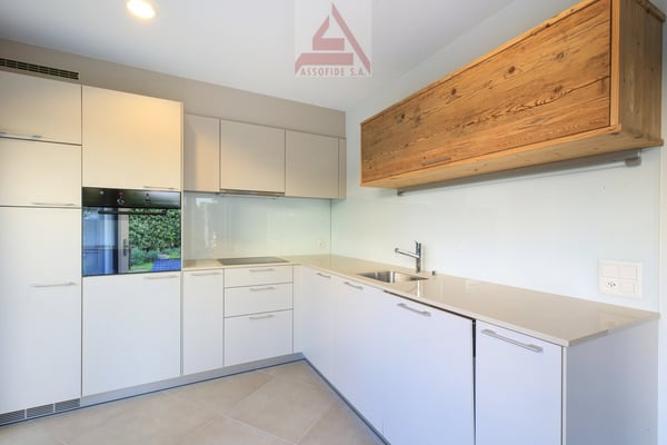 Elegante duplex di 1.5 locali /  Elegante 1.5-Zimmer-Duplexwohnung 2