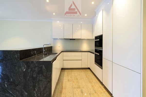 Elegante appartamento di 4.5 locali / Elegante 4.5-Zimmerwohnung 3