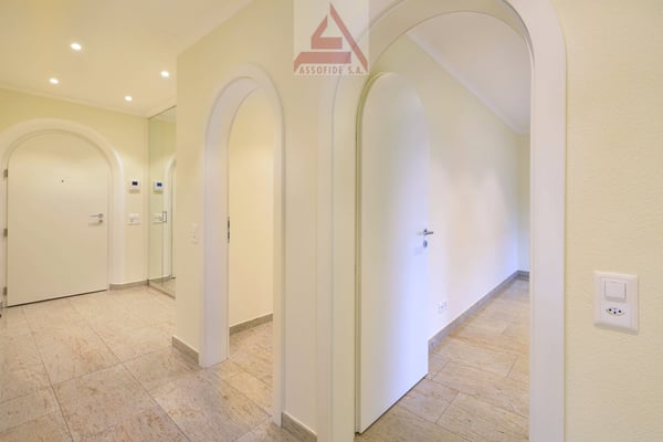 Elegante appartamento di 4.5 locali / Elegante 4.5-Zimmerwohnung 2