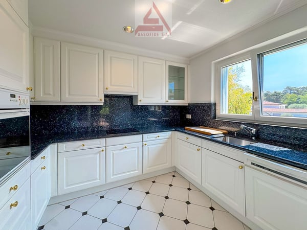 Elegante appartamento nel cuore di Ascona / Elegante Wohnung im Herzen von Ascona 2