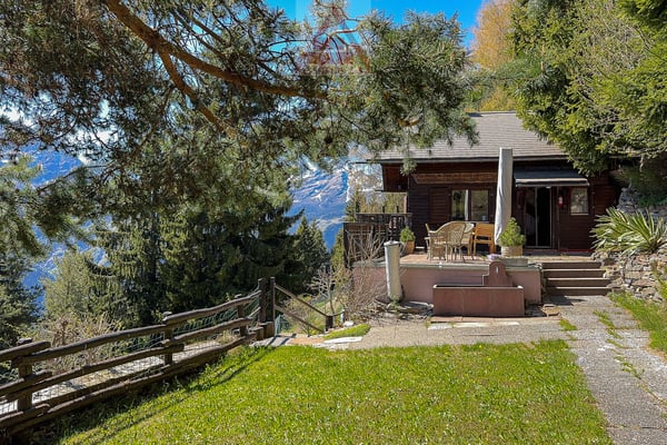 Rifugio di pace tra le montagne / Rückzugsort der Ruhe in den Bergen 11