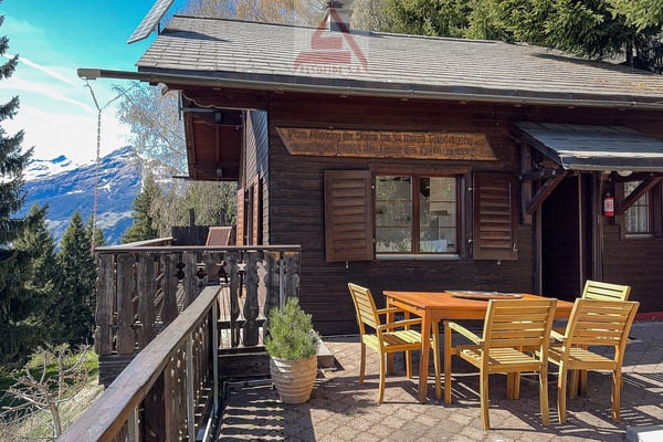 Rifugio di pace tra le montagne / Rückzugsort der Ruhe in den Bergen 10