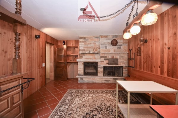 Casa di 10.5 locali / 10.5 - Zimmer - Haus 4