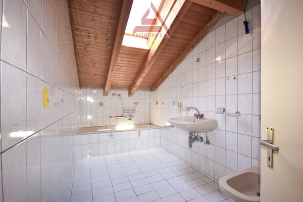 Casa di 10.5 locali / 10.5 - Zimmer - Haus 10