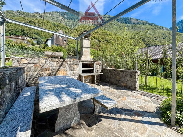 Casa di 10.5 locali / 10.5 - Zimmer - Haus 13