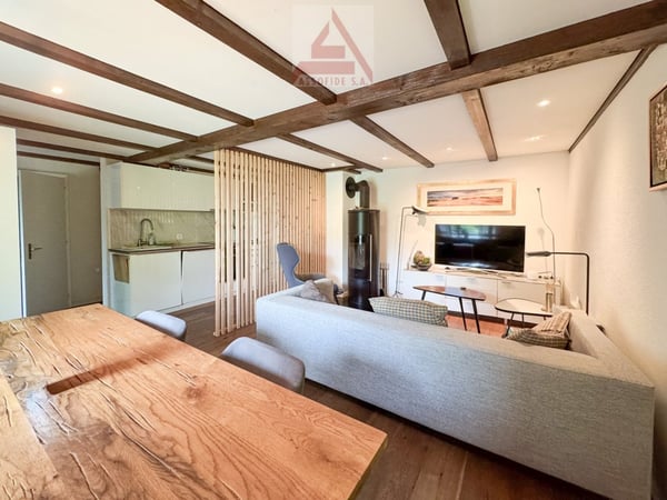 Casa immersa nel verde / Haus mitten im Grünen 3