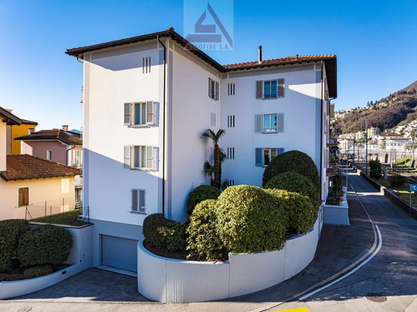 Prestigioso attico di 5.5 locali vista lago/Prestigioses 5.5-Zimmer-Attika mit Seeblick 11