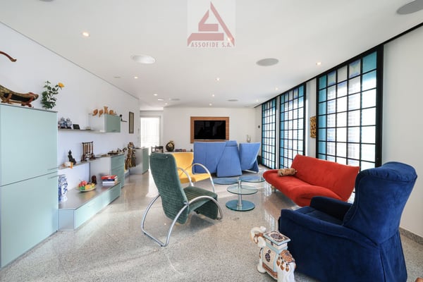 Prestigioso attico di 5.5 locali vista lago/Prestigioses 5.5-Zimmer-Attika mit Seeblick 4