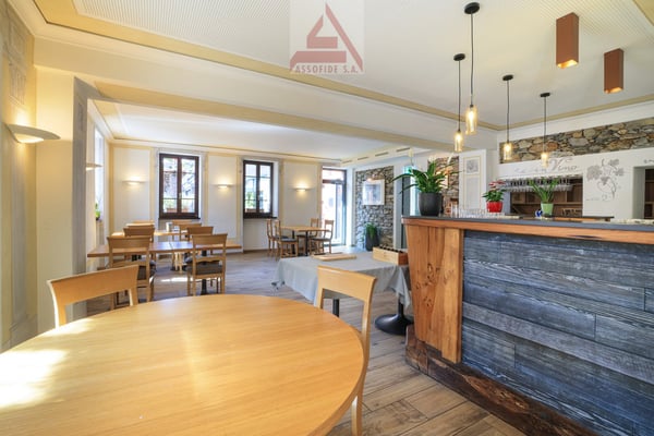 Piccolo boutique hotel con ristorante e ostello / Kleines Boutique-Hotel mit Restaurant und Hostel 3