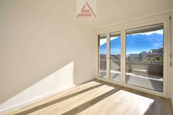 Luminoso appartamento di 4.5 locali / Helle 4.5 - Zimmerwohnung 4