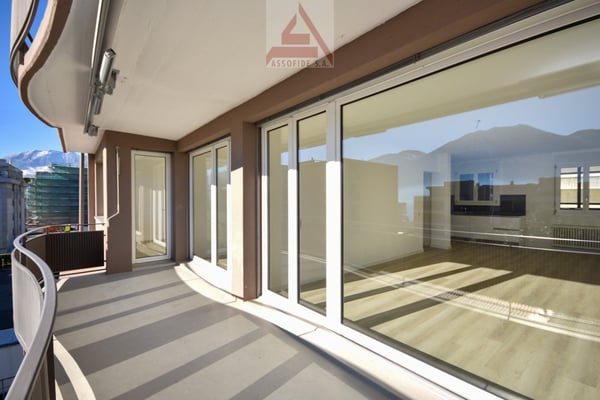 Luminoso appartamento di 4.5 locali / Helle 4.5 - Zimmerwohnung 3