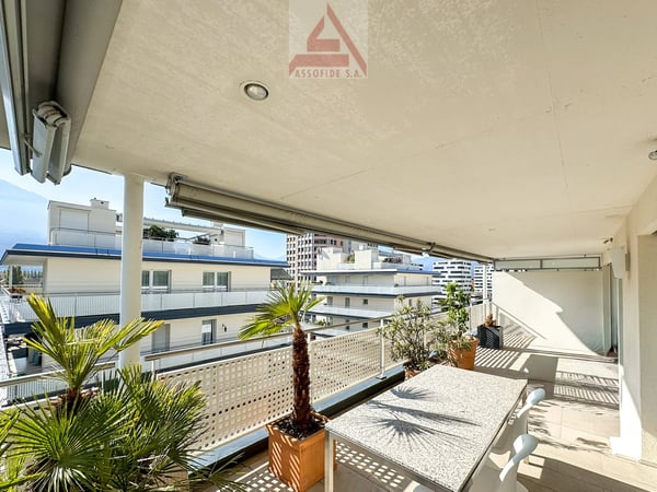 Attico con terrazza panoramica / Attika-Wohnung mit Panoramaterrasse 7