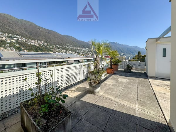 Attico con terrazza panoramica / Attika-Wohnung mit Panoramaterrasse 11