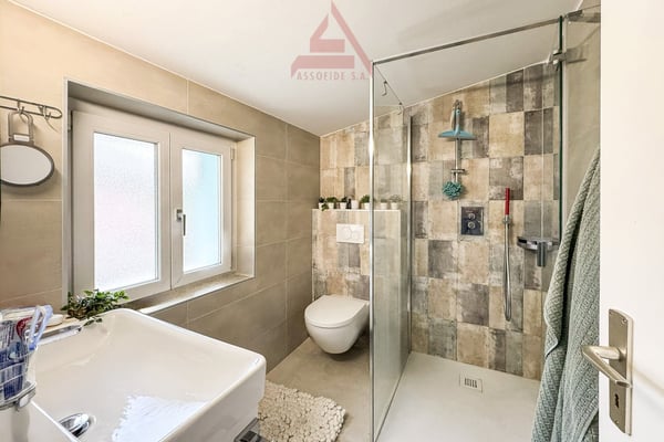 Villa a due passi dal lago, Ascona / Villa nur wenige Schritte vom See entfernt, Ascona 11