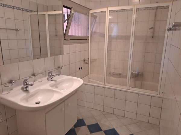 Affittasi appartamento 1.5 locali a Orselina 8