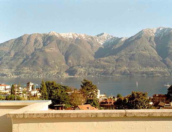 Splendido attico di 1.5 locali con vista lago a Muralto 2