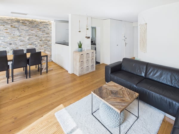 Stilvoll renoviertes 6.5 Zimmer-Reiheneinfamilienhaus 3