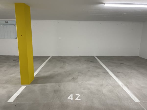 Garagenplatz in moderner Einstellhalle 4
