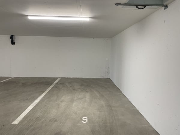 Garagenplatz in moderner Einstellhalle 4