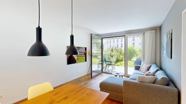 Moderne 2-Zimmer-Wohnung mit grossem Sitzplatz 3