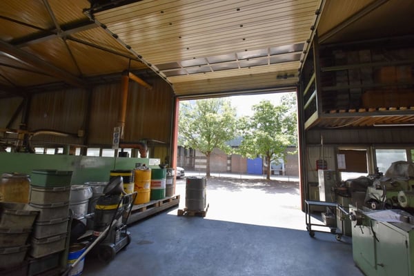 Stabile industriale / Industriegebäude 10