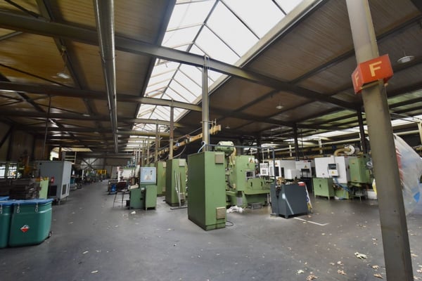 Stabile industriale / Industriegebäude 11