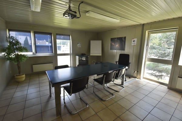 Stabile industriale / Industriegebäude 4