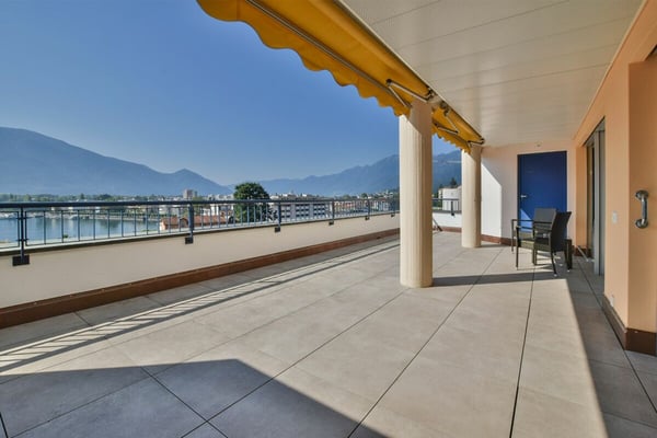 Grande 1.5 locali con vista lago 1