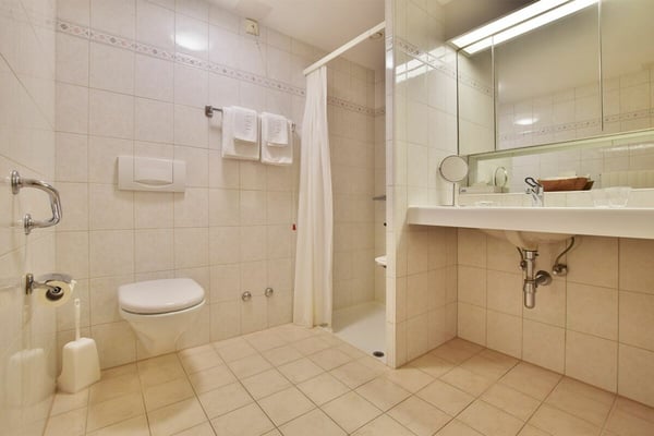 1.5 locali ammobiliato immerso nel verde 8