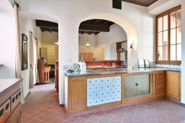 Ex Garni nel rinomato centro storico della città / Ehemaliges Garni in der renommierten Altstadt 7