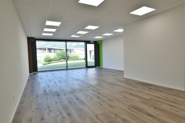 Affittasi spazio commerciale 2