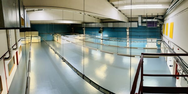 SUPERFICIE INDUSTRIALE CON PARCHEGGI 5