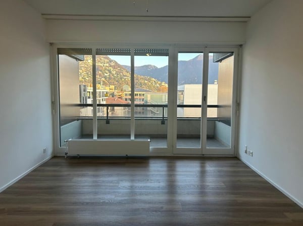 Monolocale luminoso in pieno centro 2