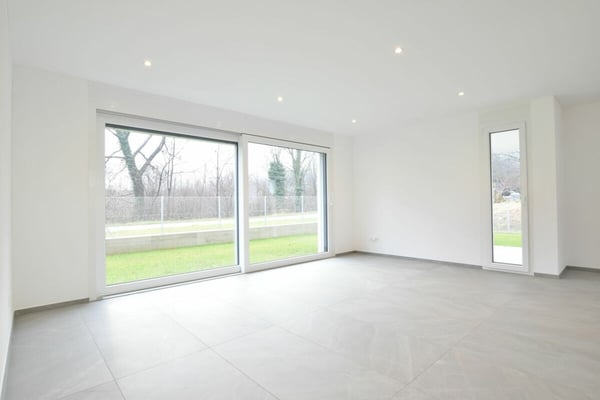 Luminosa casa unifamiliare con giardino privato 1