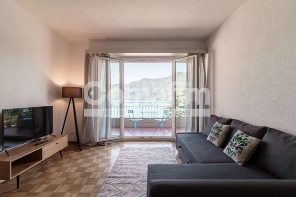 Appartamento arredato con vista lago 3