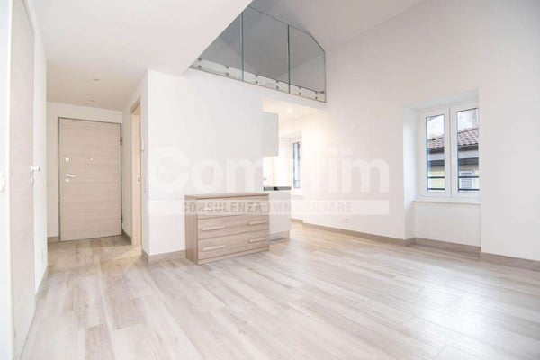 Duplex 1.5 locali nel pieno centro di Biasca 4