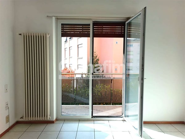 Palazzina a reddito a Giubiasco presso la stazione 11