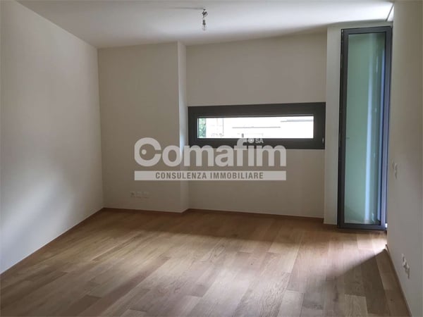 Lugano, ampio appartamento 1 1/1 loc. con giardino 5