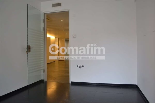 Prestigioso Ufficio in Centro 11